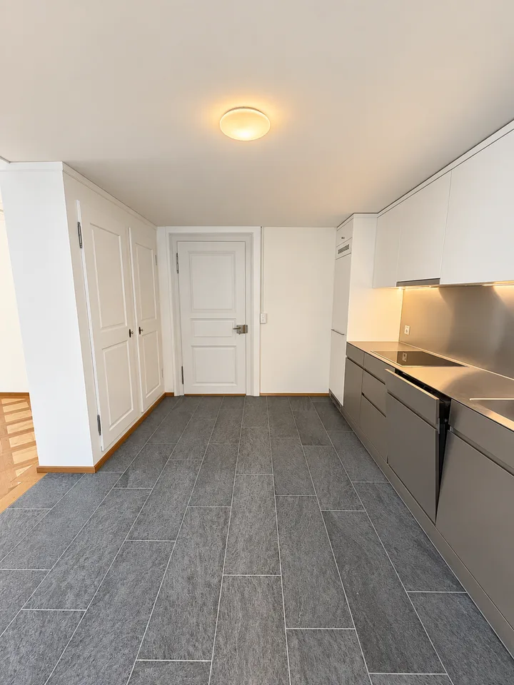 Charming 5.5-room row house in a quiet yet central location in Ennenda