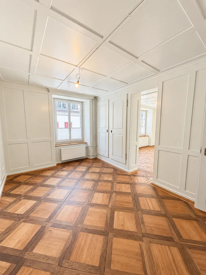 Charming 5.5-room row house in a quiet yet central location in Ennenda