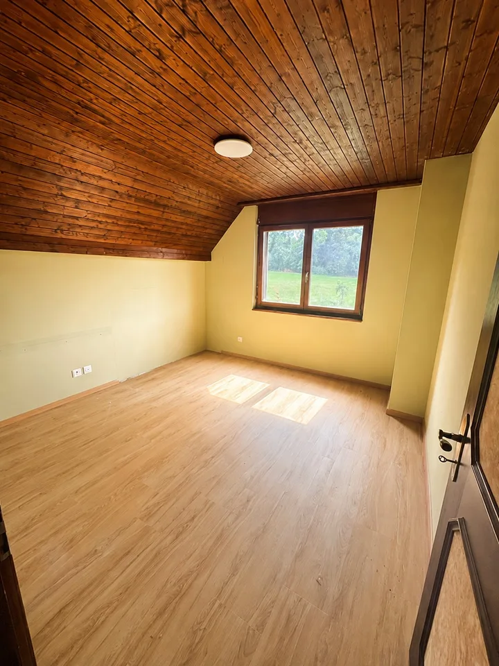 4.5-Zimmer-Reihenfamilienhaus mit Weitsicht ins Grüne – Foto 7 von 13