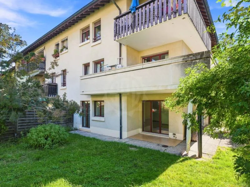 Charmantes Apartment - Corsier GE