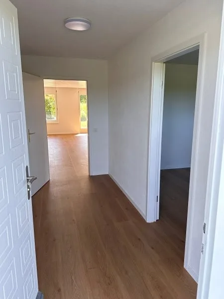 Gepflegtes + neu saniertes 5.5-Zimmer-Doppeleinfamilienhaus in Allmendingen bei Bern