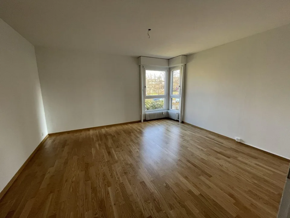 2.5-Zimmerwohnung mit unverbaubarer Aussicht – Foto 7 von 10