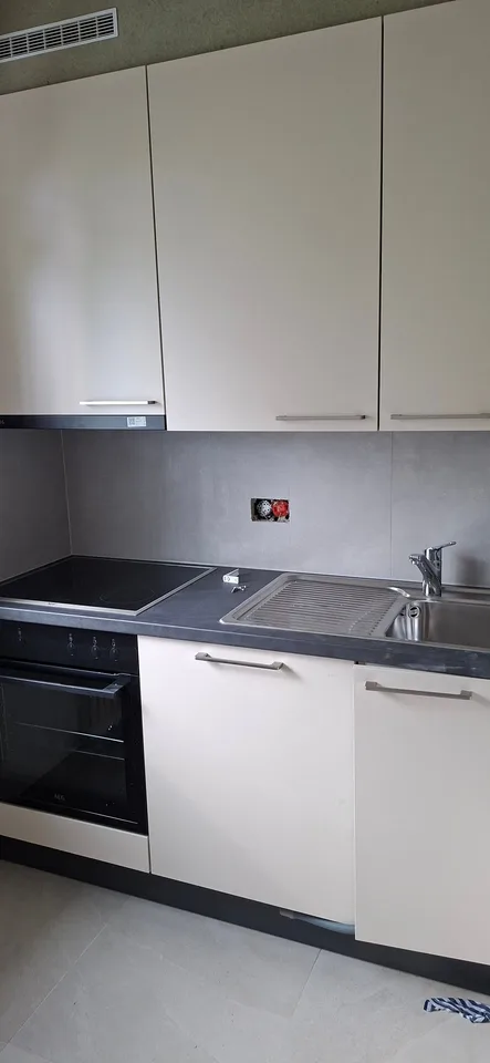 Charmantes 3-Zimmer-Wohnung mit Balkon in Prilly renoviert