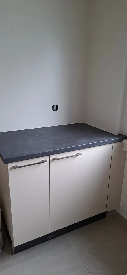 Charmantes 3-Zimmer-Wohnung mit Balkon in Prilly renoviert