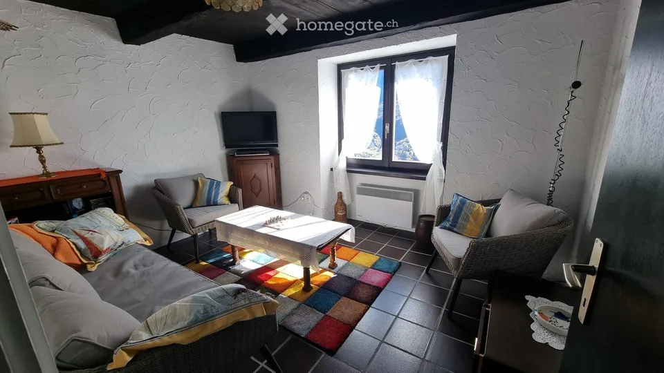 Tessin - Meublierte 4 ZiFerienWohung Jahresmiete // Tessin -Appartement meublé 4 pièces Vacances