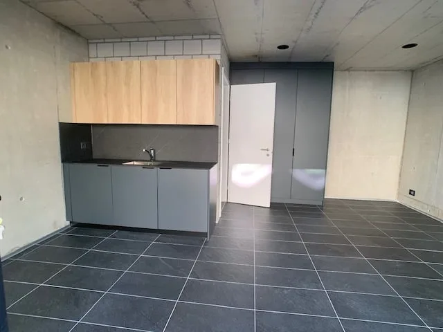 Commercial premises, modern, 25 m², ground floor – photo 2 of 5