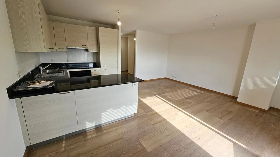 Echandens: nahe bei allen Annehmlichkeiten, charmante 4-Zimmer-Wohnung zur Miete