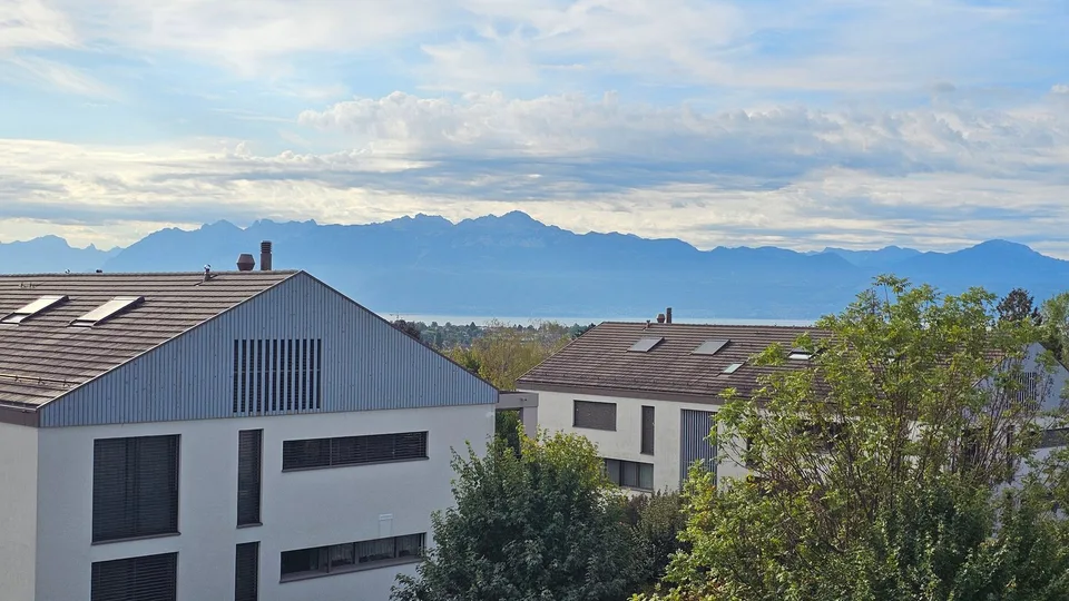 Echandens: nahe bei allen Annehmlichkeiten, charmante 4-Zimmer-Wohnung zur Miete