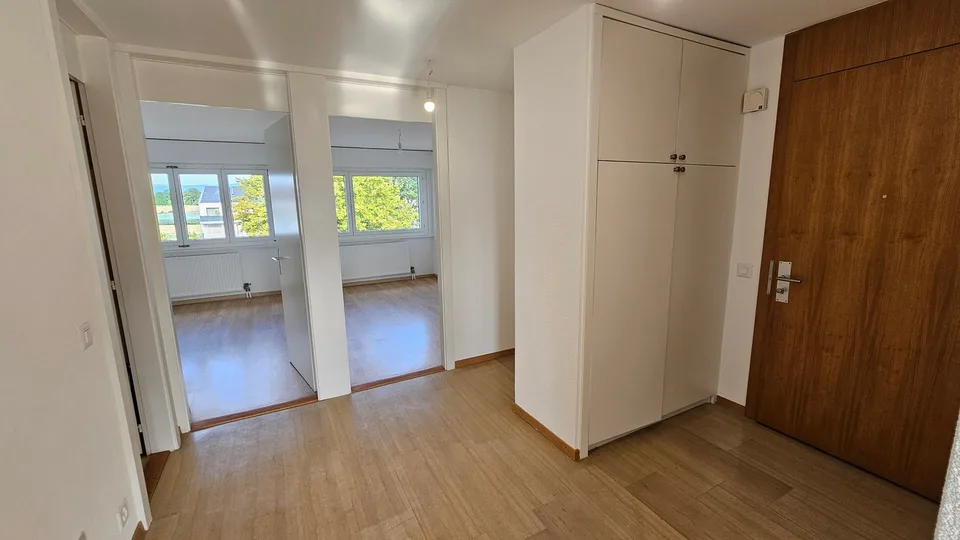 Echandens: nahe bei allen Annehmlichkeiten, charmante 4-Zimmer-Wohnung zur Miete