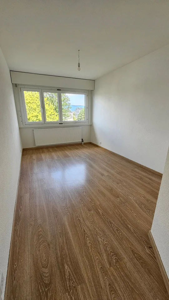 Echandens: nahe bei allen Annehmlichkeiten, charmante 4-Zimmer-Wohnung zur Miete