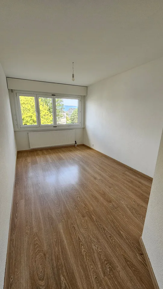 Echandens: nahe bei allen Annehmlichkeiten, charmante 4-Zimmer-Wohnung zur Miete