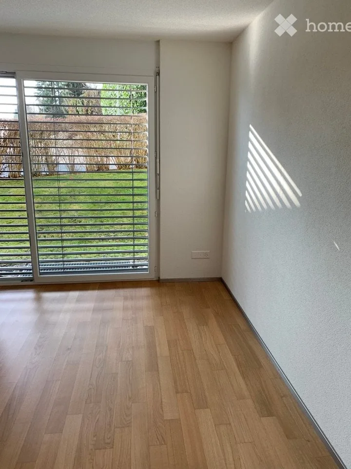 Bello appartamento di 3.5 locali al pianterreno