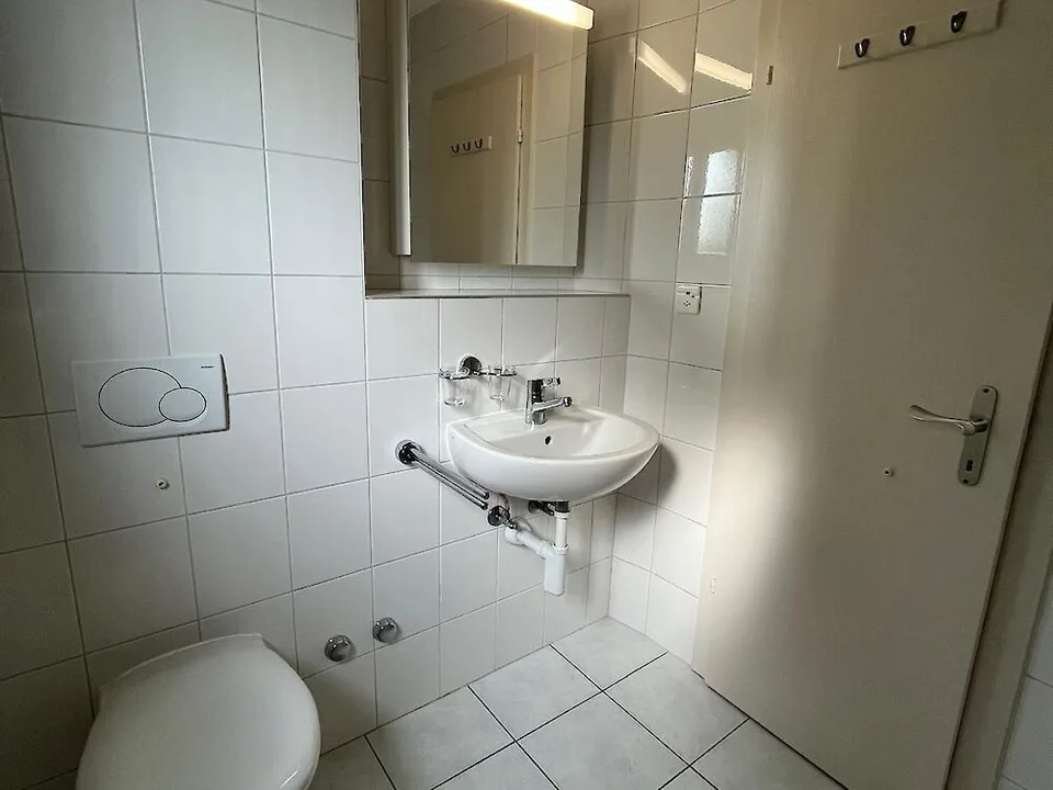 Geräumige 4.5-Zimmerwohnung im 3. Stock – Foto 8 von 9