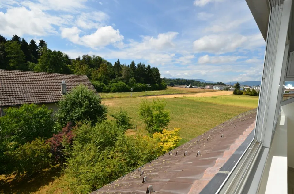 4,5 pièces, 160m², 1'900.- CHF frais généraux inclus