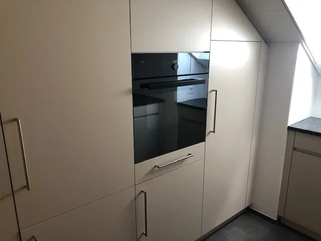 2.5-room attic apartment in a green area with a lot of charm