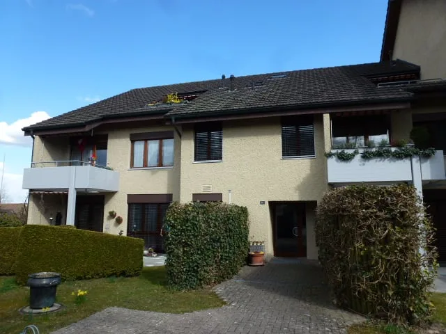 2.5-room attic apartment in a green area with a lot of charm