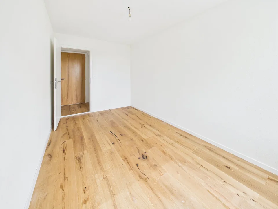 Charmante 4.5-Zimmer-Wohnung mit gemeinschafts Pool in Gebenstorf – sofort verfügbar! – Foto 10 von 11