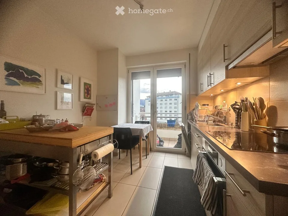 Charmantes 3.5-Zimmer-Dachwohnung in Yverdon-les-Bains