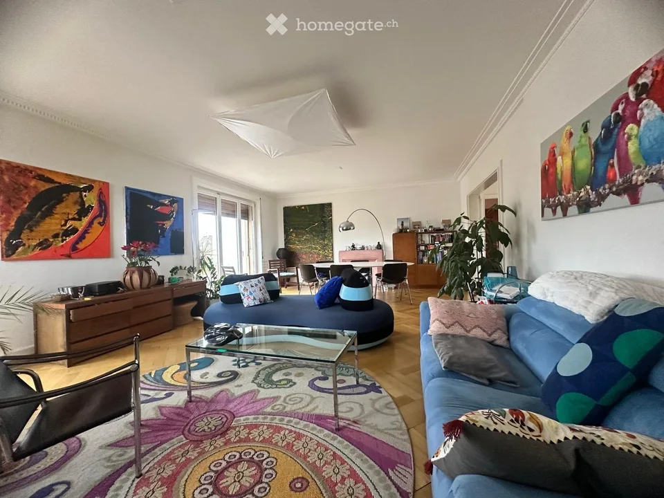 Charmantes 3.5-Zimmer-Dachwohnung in Yverdon-les-Bains