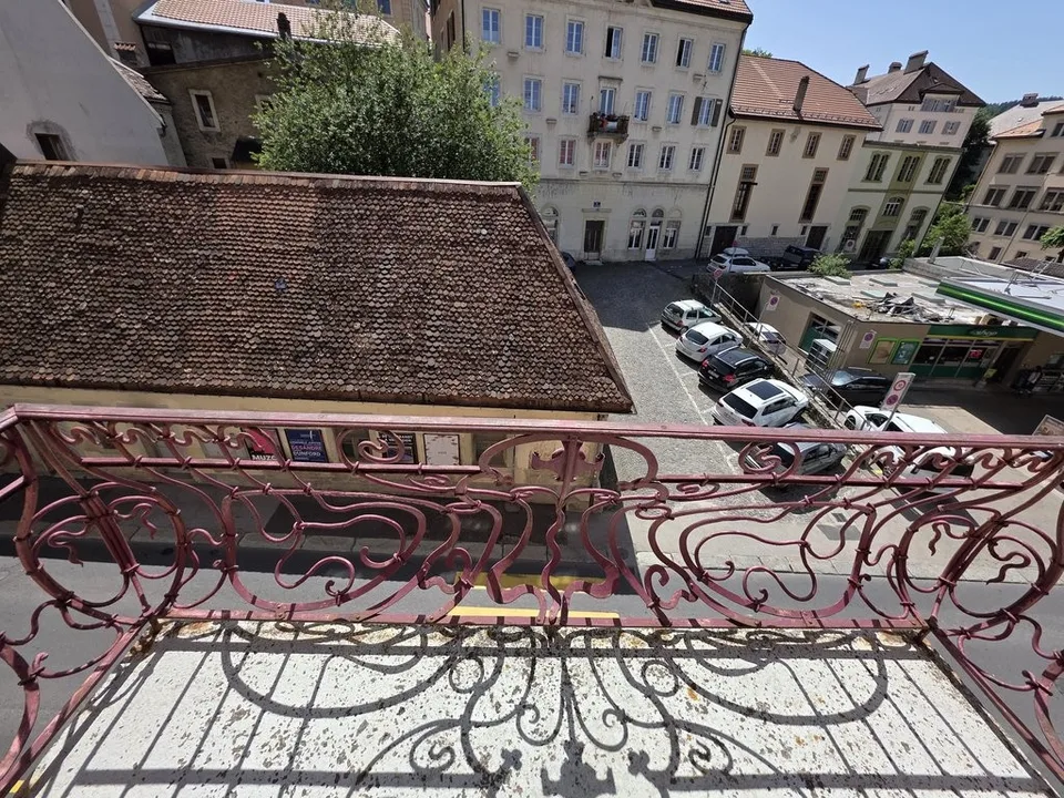 AMPIO APPARTAMENTO DI 4 LOCALI DI 110 M2 – foto 6 di 7