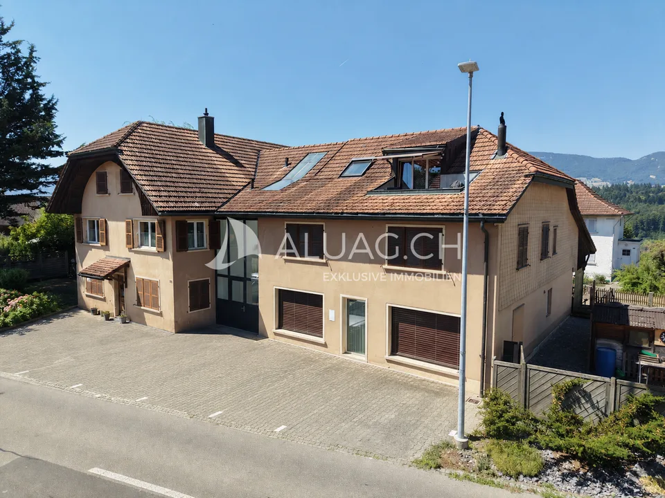 Maison multifamiliale polyvalente dans un quartier calme – photo 2 sur 13