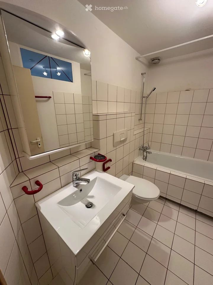 Charmant appartement 3.5 pièces dans un immeuble ancien historique à Maienfeld – disponible immédiatement