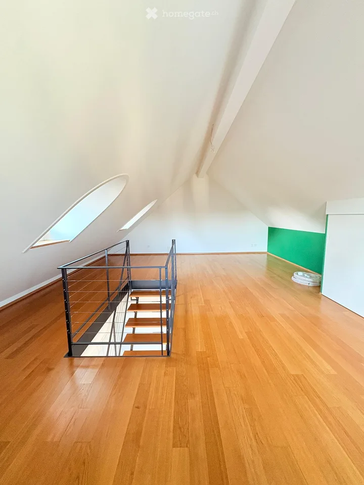 Schöne und helle 4.5-Zimmer-Maisonettewohnung im Dorfkern