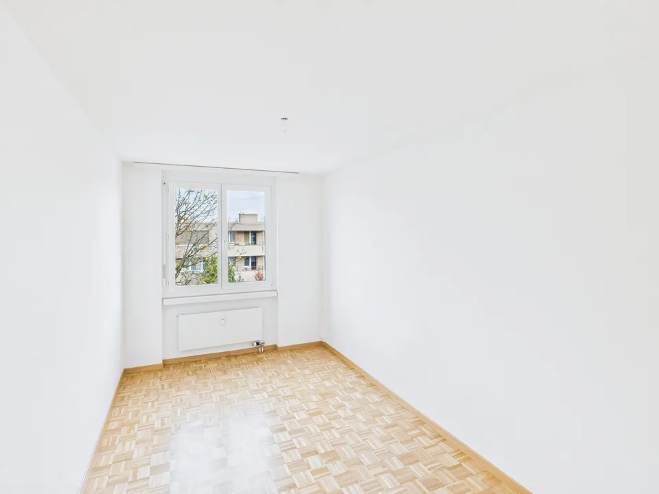 Sonnige 4.5-Zimmer-Wohnung mit Balkon in Arbon – Foto 6 von 10