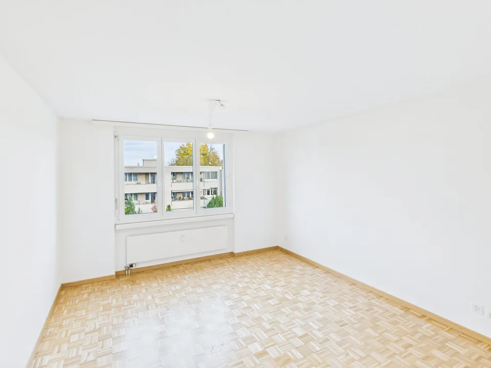 Sonnige 4.5-Zimmer-Wohnung mit Balkon in Arbon – Foto 7 von 10
