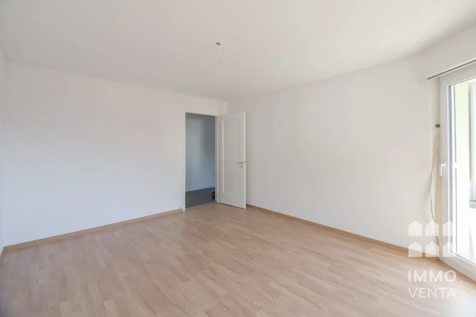 Helle 3.5-Zimmer-Wohnung mit Balkon in Pieterlen – ab sofort verfügbar!