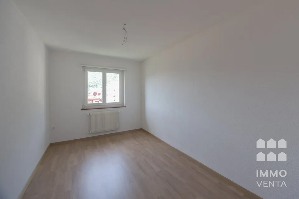 Helle 3.5-Zimmer-Wohnung mit Balkon in Pieterlen – ab sofort verfügbar!