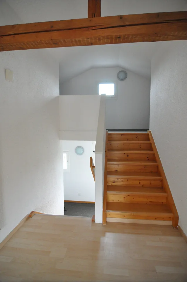 Charmante 2.5-Zimmer-Dachwohnung an der Flawilerstrasse in Oberuzwil