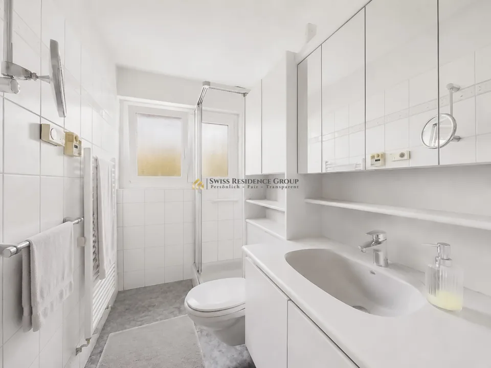 Vivere con vista: casa unifamiliare di 7,5 locali con piscina e grande giardino – foto 9 di 14