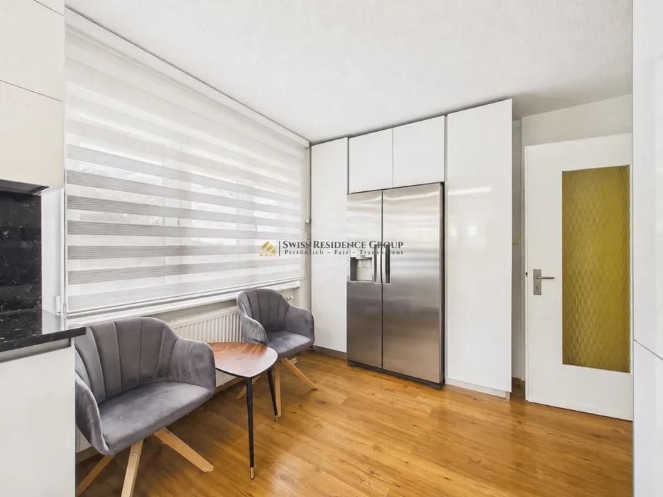 Vivere con vista: casa unifamiliare di 7,5 locali con piscina e grande giardino – foto 5 di 14