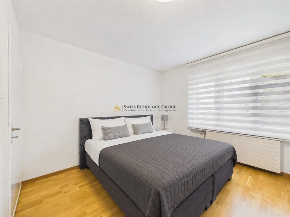 Vivere con vista: casa unifamiliare di 7,5 locali con piscina e grande giardino – foto 7 di 14