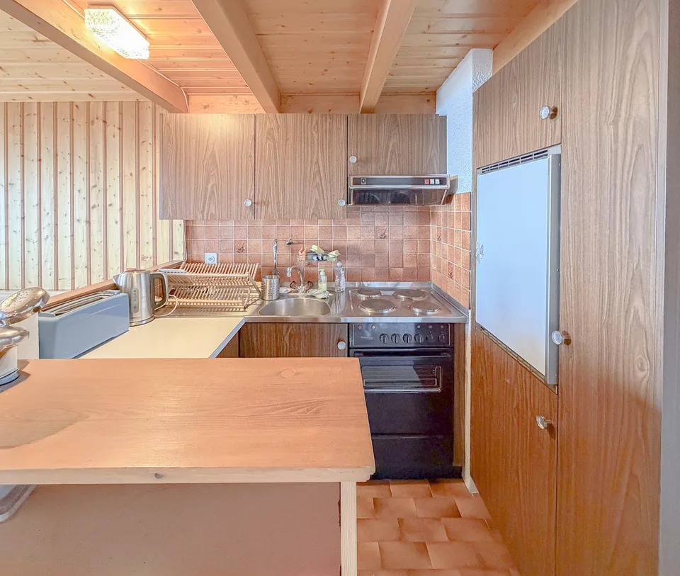 Appartamento PPE di 2,5 locali con balcone e galleria, vista splendida – foto 7 di 13