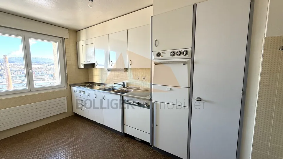 A VENDRE APPARTEMENT DE 6 PIÈCES 170 M2 AVEC GARAGE INDIVIDUEL – photo 9 sur 13