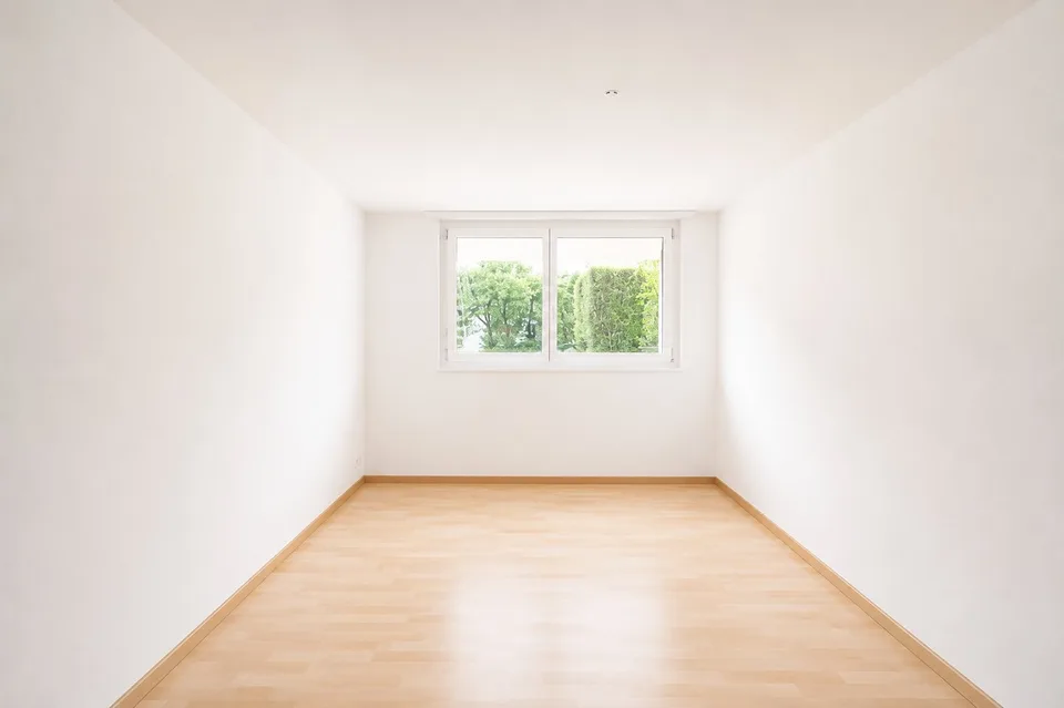 Geräumige 4.5-Zimmer-Wohnung mit Wintergarten in Bottmingen