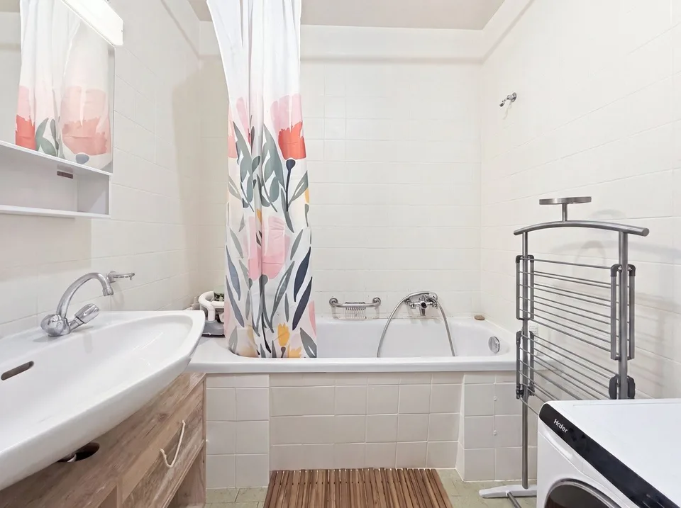 Wohnung 4.5 Zimmer - Luxusresidenz mit Pools