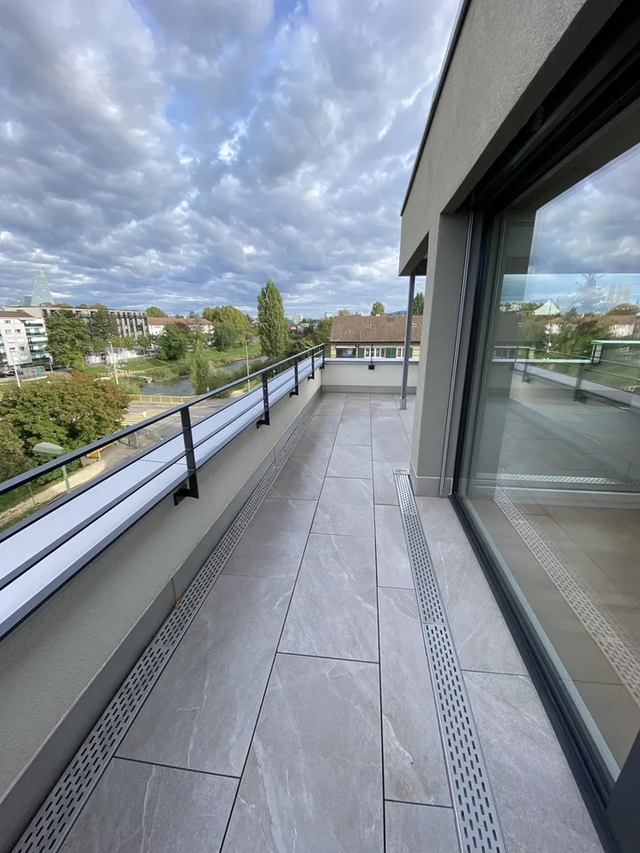 Moderne 2.5-Zimmer-Wohnung im Grünen an der Birs