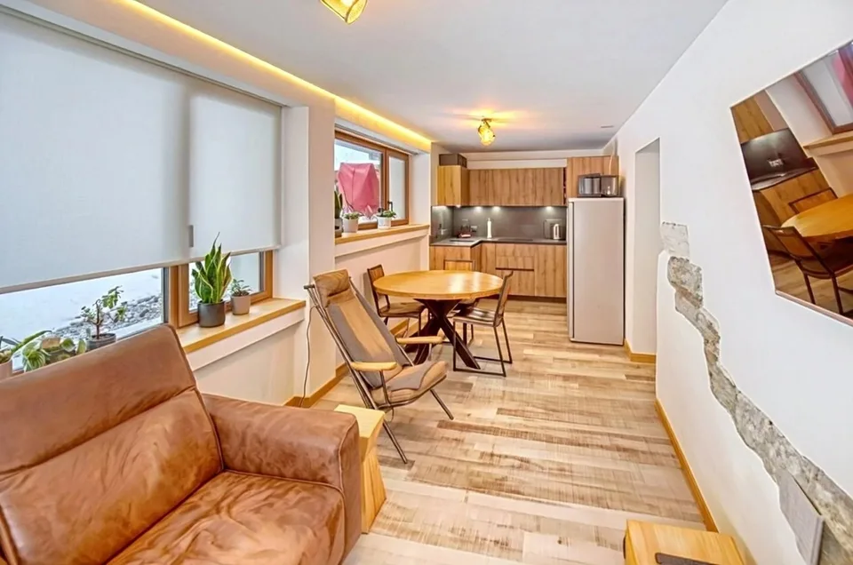4,5 renovierte Zimmer in Planchouet (Nendaz)! – Foto 2 von 10