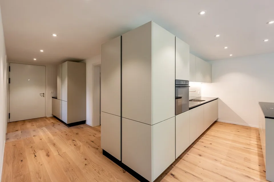 Appartamento nuovo di 3,5 locali a Gwatt – foto 7 di 13