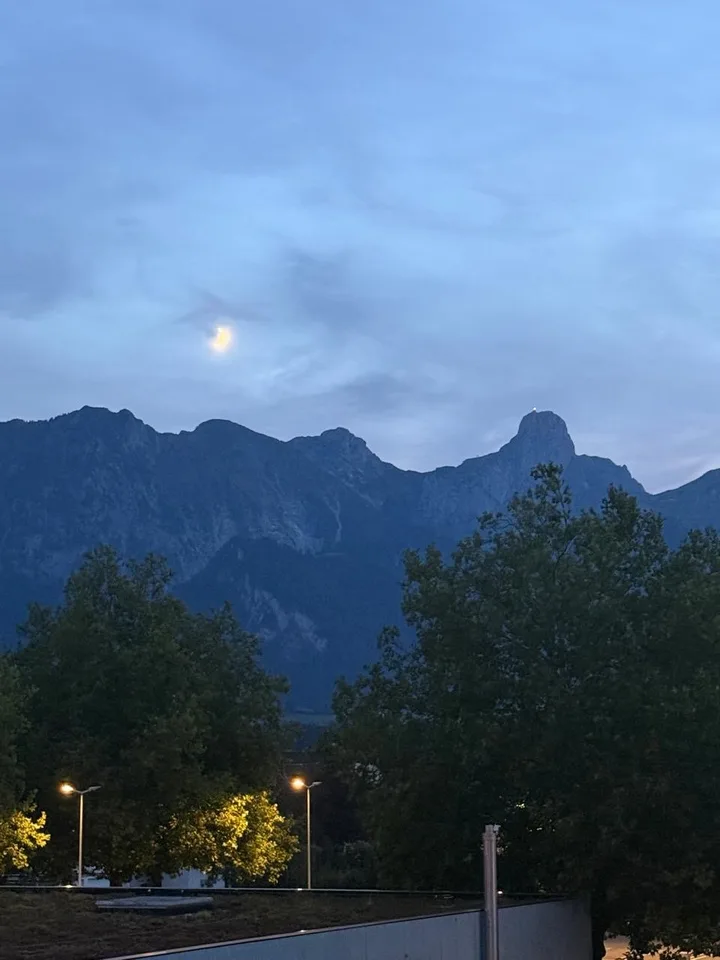 Gemütliche 3-Zimmer-Altbauwohnung in Thun – möbliert und sofort bezugsbereit – Foto 10 von 12