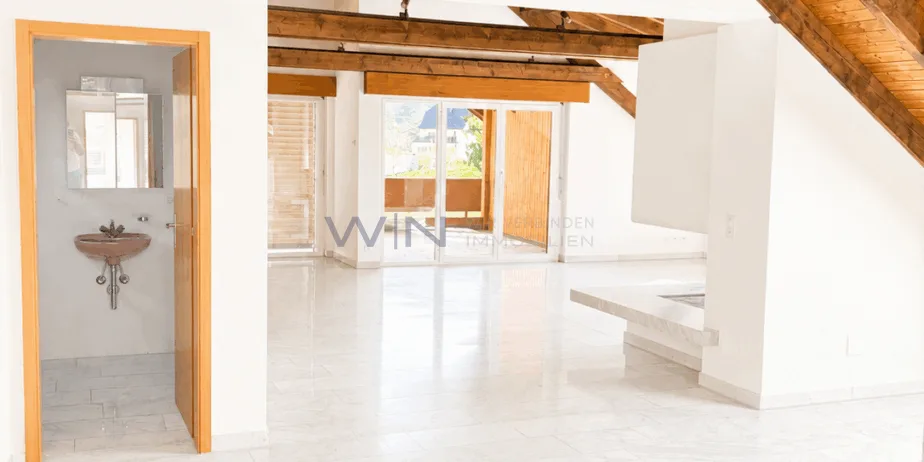 Appartement mansardé exclusif 153m2 + espace de stationnement