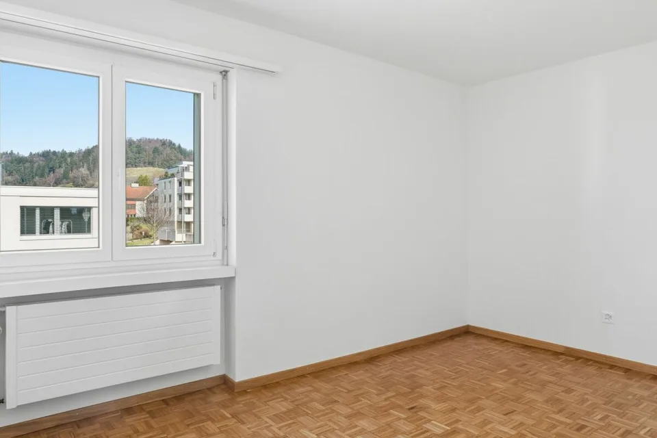 Frisch sanierte 4.5-Zimmer-Wohnung an ruhiger Lage von Bronschhofen – Foto 11 von 13