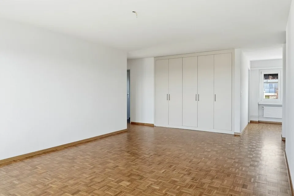 Frisch sanierte 4.5-Zimmer-Wohnung an ruhiger Lage von Bronschhofen – Foto 4 von 13