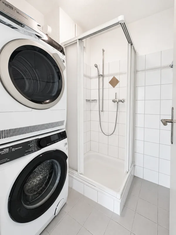 4.5-Zimmer-Dachwohnung in Niederurnen mit wunderschöner Weitsicht – Foto 7 von 10