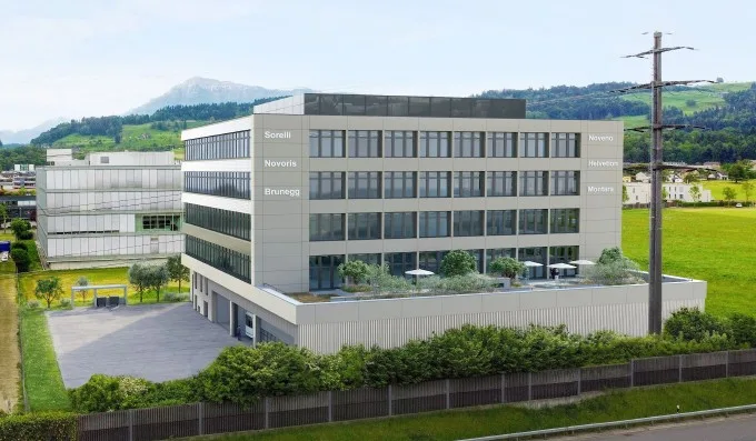 RIED-HUB 22 Espaces commerciaux et bureaux modernes à Rotkreuz – photo 2 sur 2