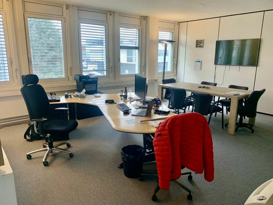 Büros, Gewerbeflächen, Werkstatt, Labor mit Lager in Westlausanne – Foto 3 von 10