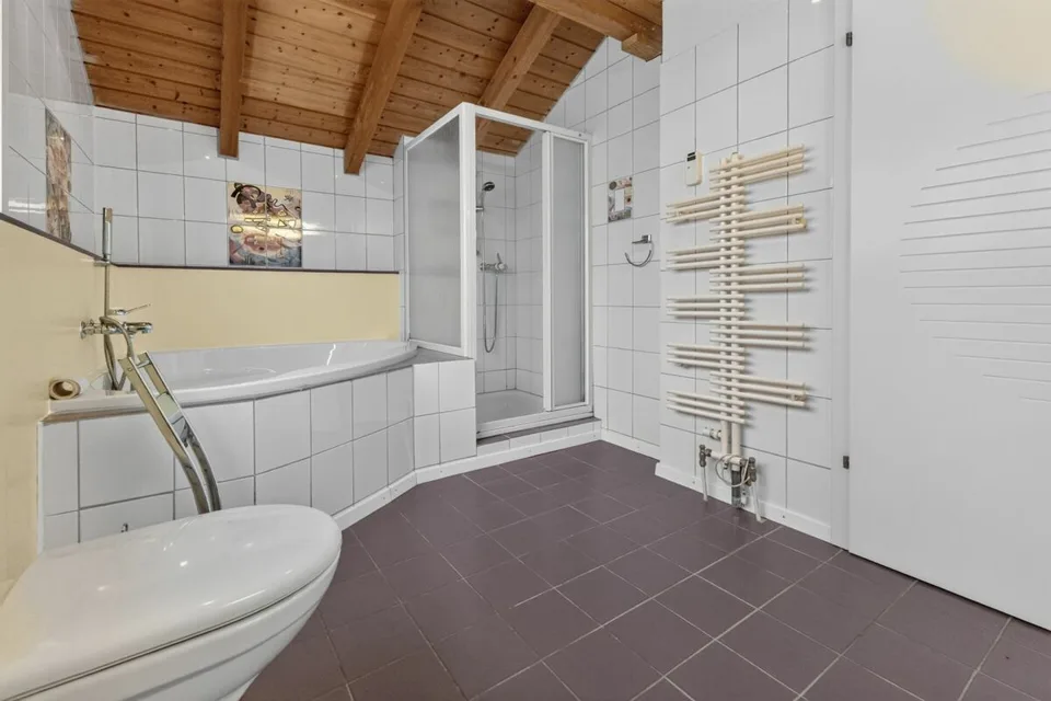 Spacious 5.5-room single-family house in Sax